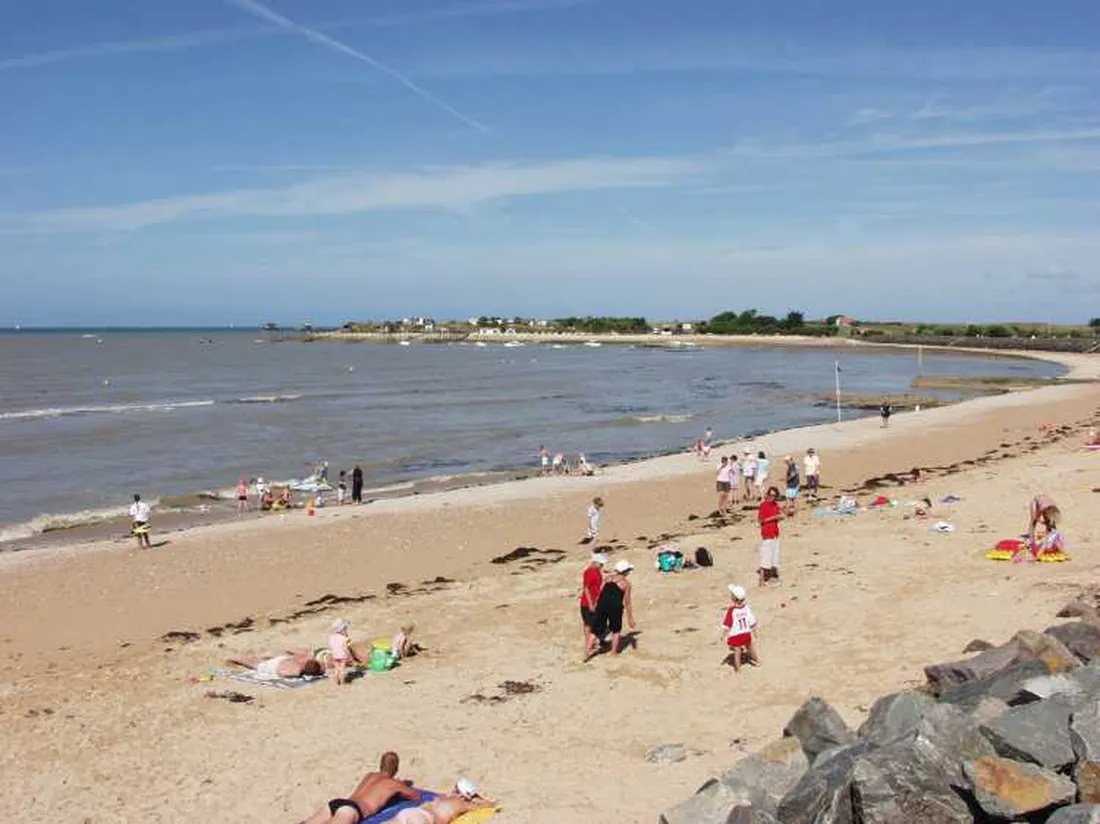 a-la-corniche-angoulins-charente-maritime-owgeq