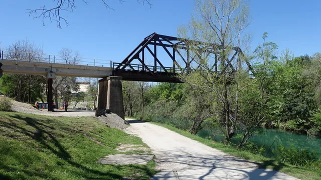 landa-rv-park-campground-new-braunfels-karw2