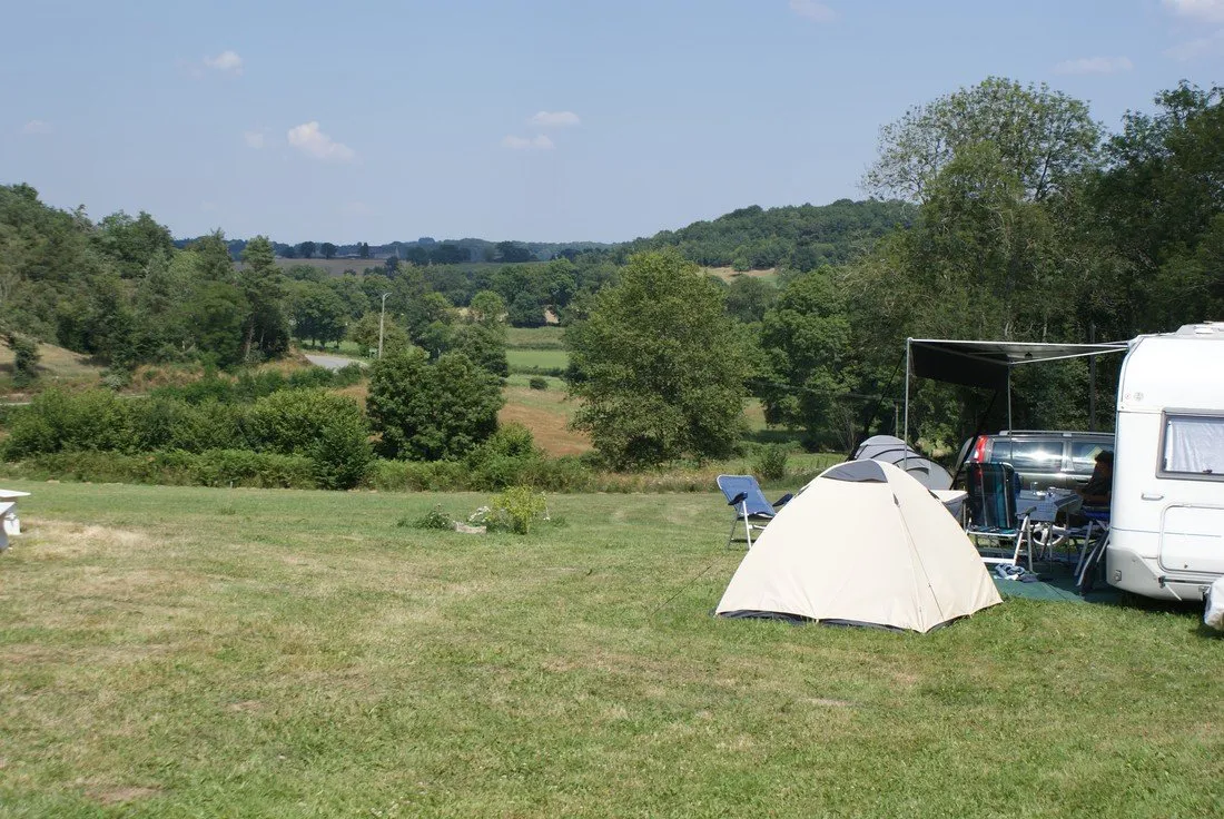 minicamping-la-chaize-gouttieres-puy-de-dome-bipnl