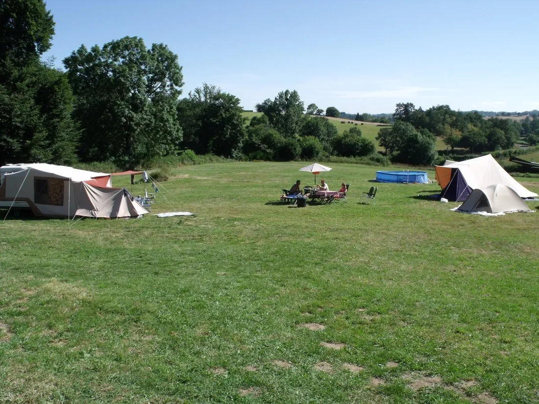 minicamping-la-chaize-gouttieres-puy-de-dome-vxx4x