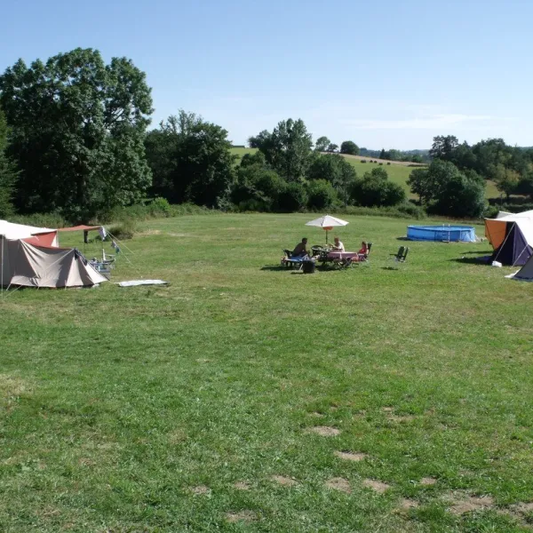 minicamping-la-chaize-gouttieres-puy-de-dome-vxx4x