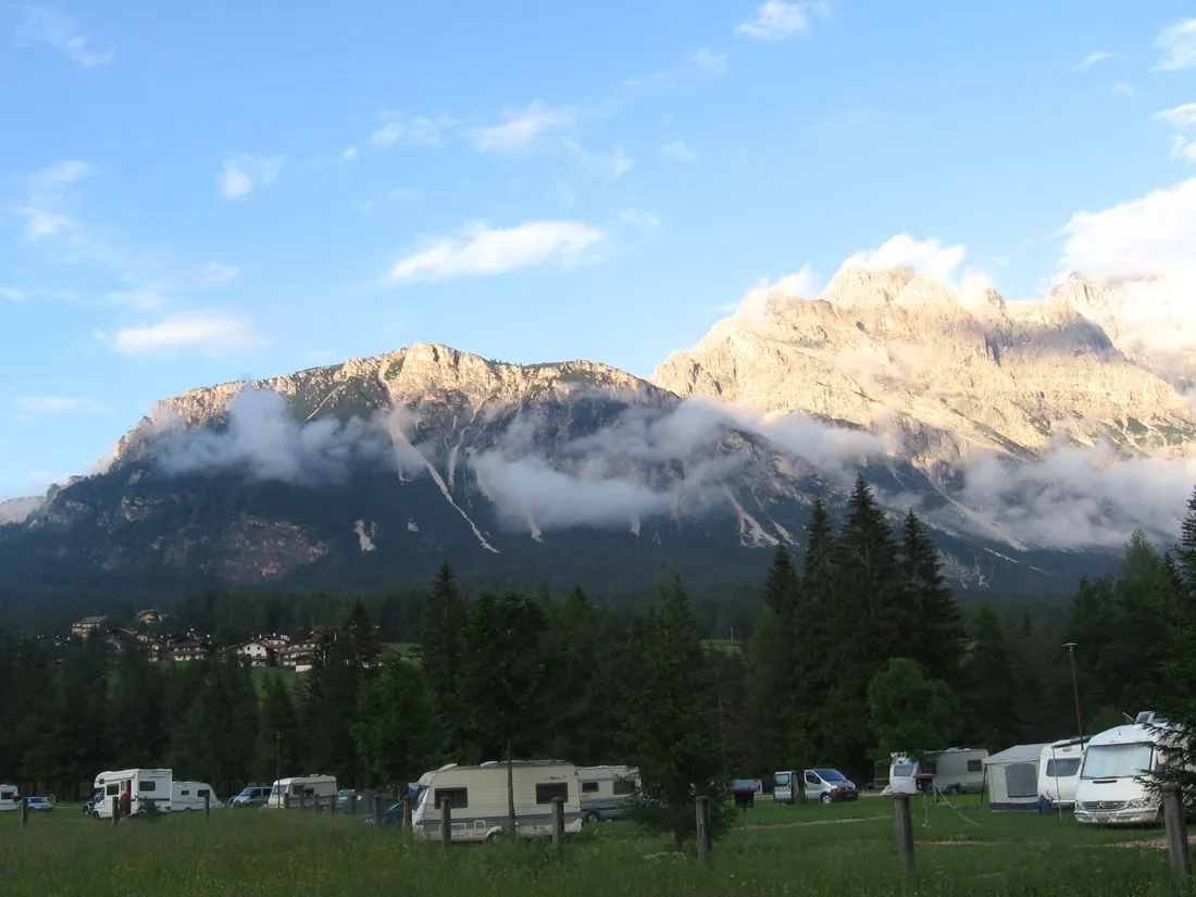 dolomiti-cortina-d-ampezzo-y1j7i