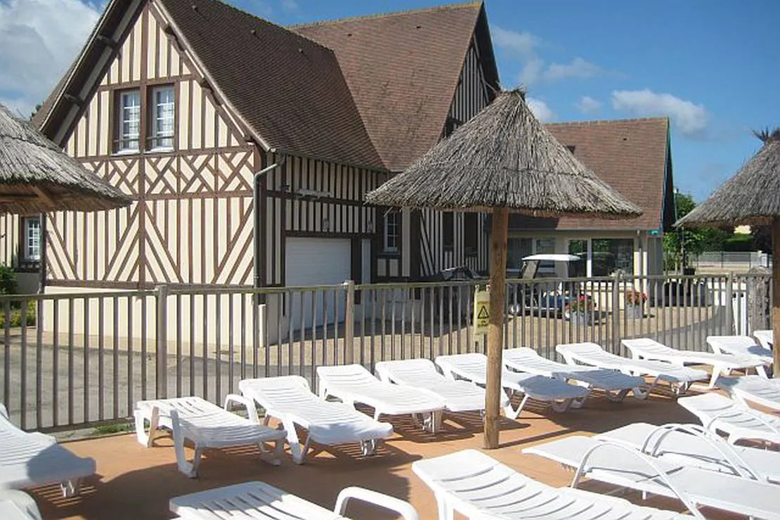 camping-de-la-vallee-saint-arnoult-y2skz