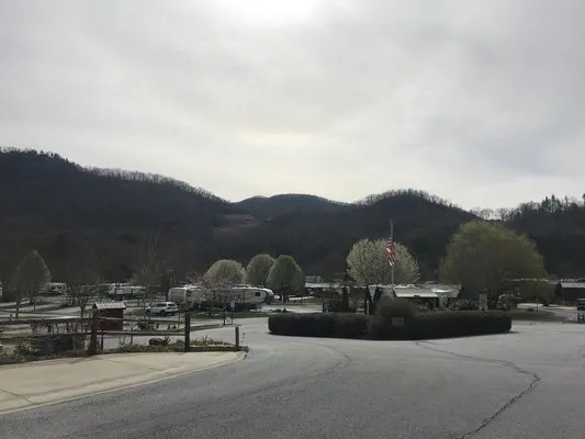 river-vista-mountain-village-dillard-t2vbx
