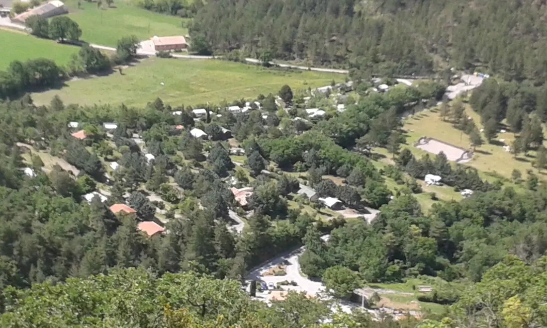 le-domaine-des-2-soleils-serres-tyxzf
