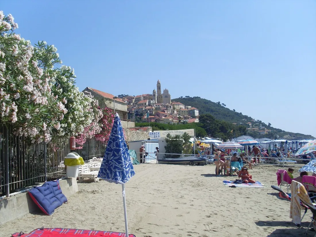 lino-in-cervo-imperia-rmsjz