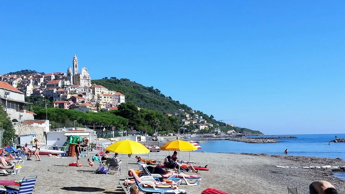 lino-in-cervo-imperia-uxnpu
