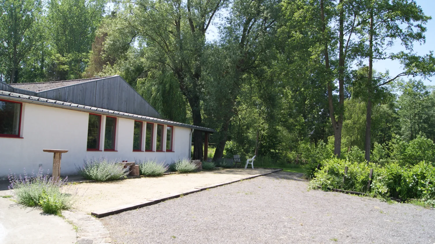 willow-camp-beauvechain-o6ujl