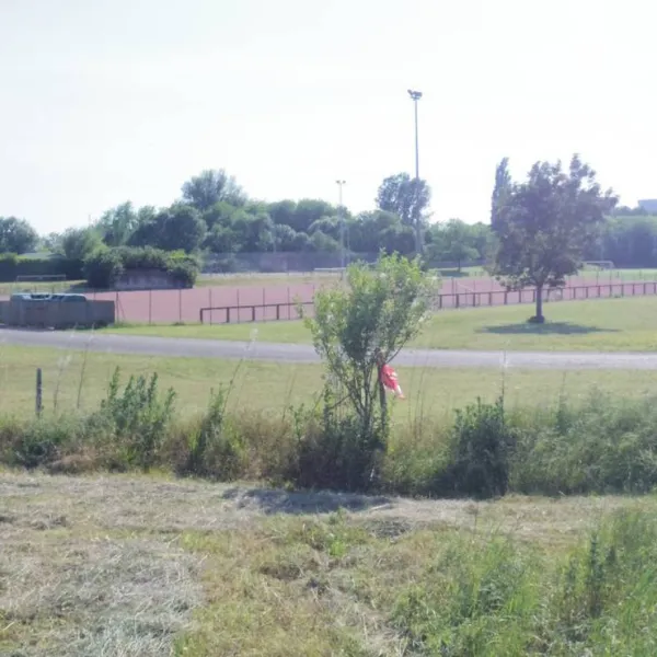 camping-du-val-damby-hieres-sur-amby-2jkuq