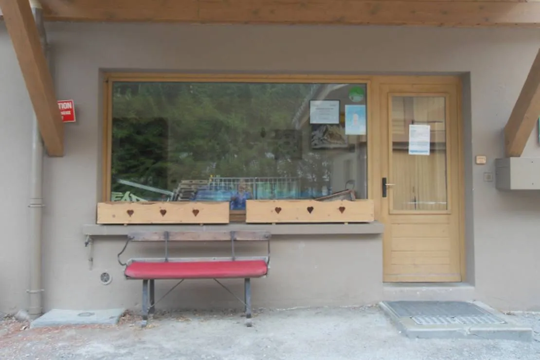 camping-les-pres-de-larly-praz-sur-arly-5fn6w