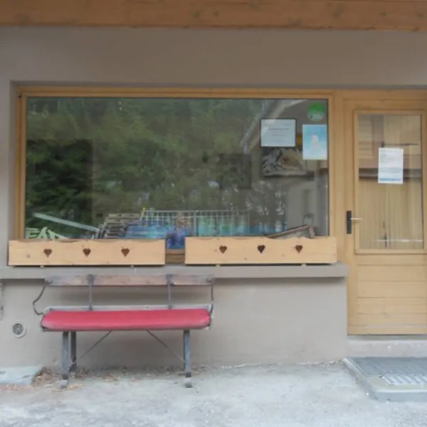 camping-les-pres-de-larly-praz-sur-arly-5fn6w