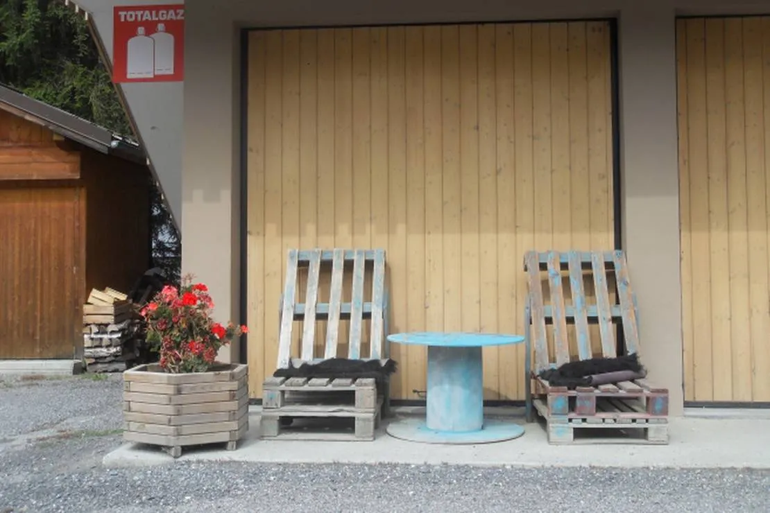 camping-les-pres-de-larly-praz-sur-arly-c8wxc
