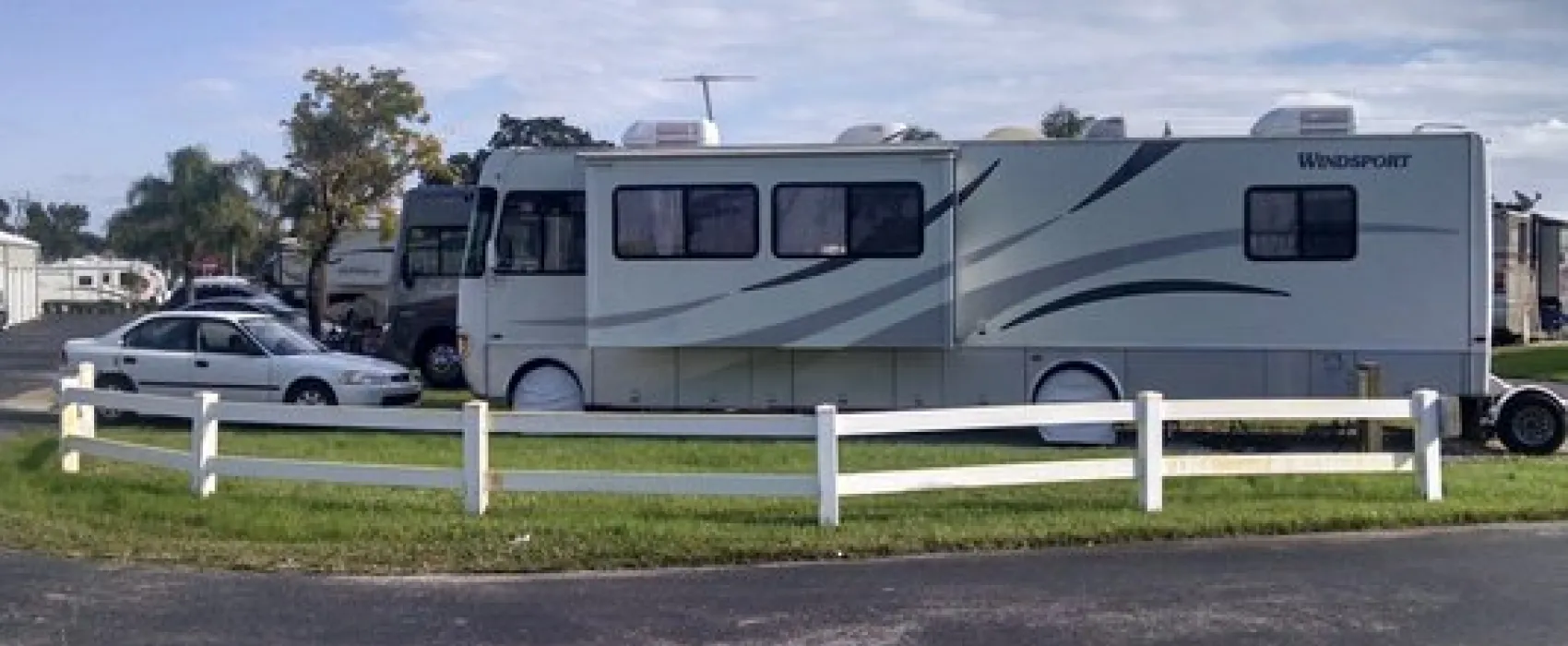 Del-Raton RV Park