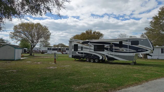 goose-creek-resort-rv-camping-resort-newport-fowr9