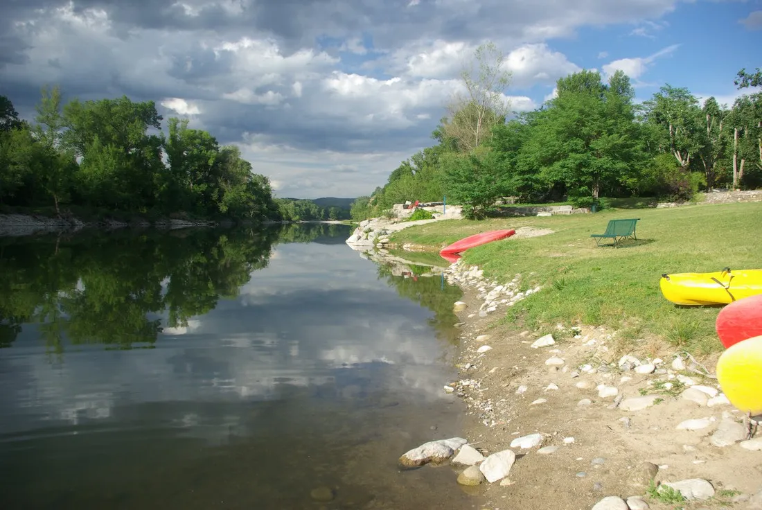 la-chapouliere-ruoms-sampzon-ardeche-j1cj2