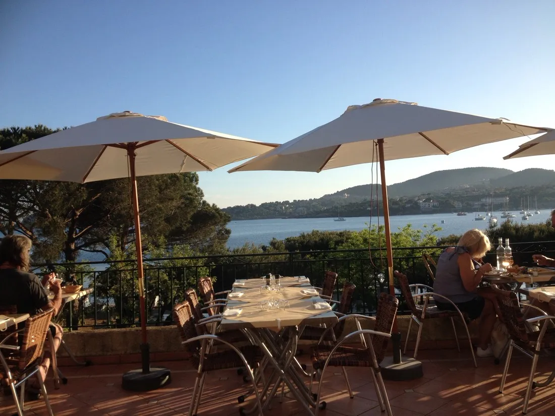 agay-soleil-saint-raphael-agay-wr6rx