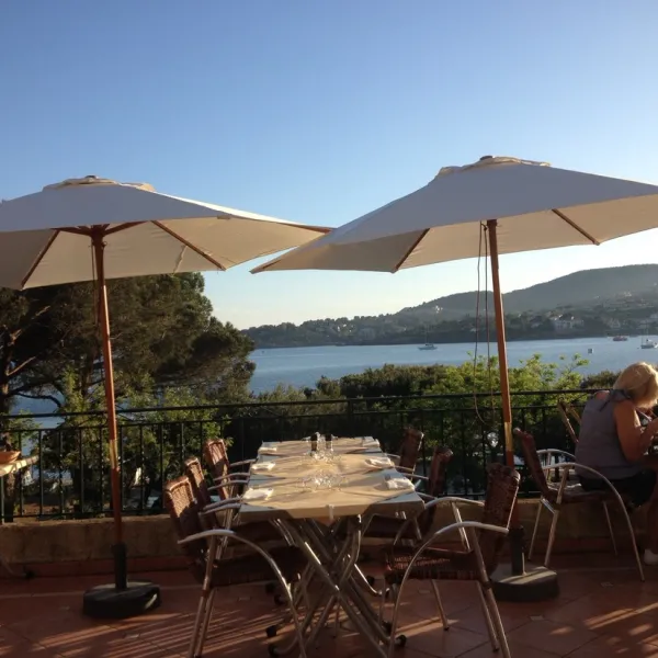agay-soleil-saint-raphael-agay-wr6rx