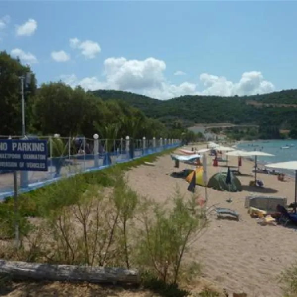 loutsa-finikounda-en-methoni-kobjz
