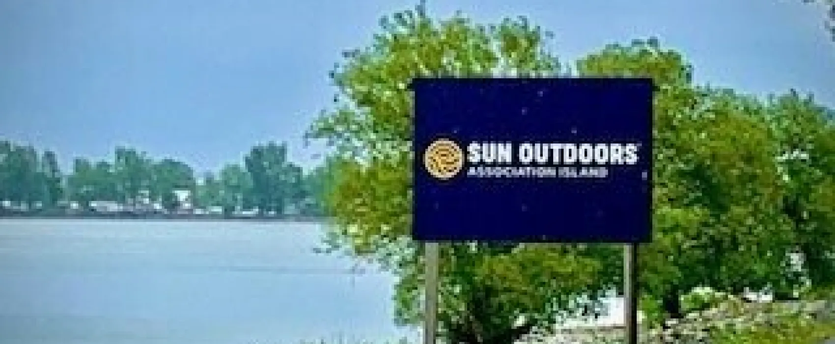 Sun Outdoors Association Island Campground