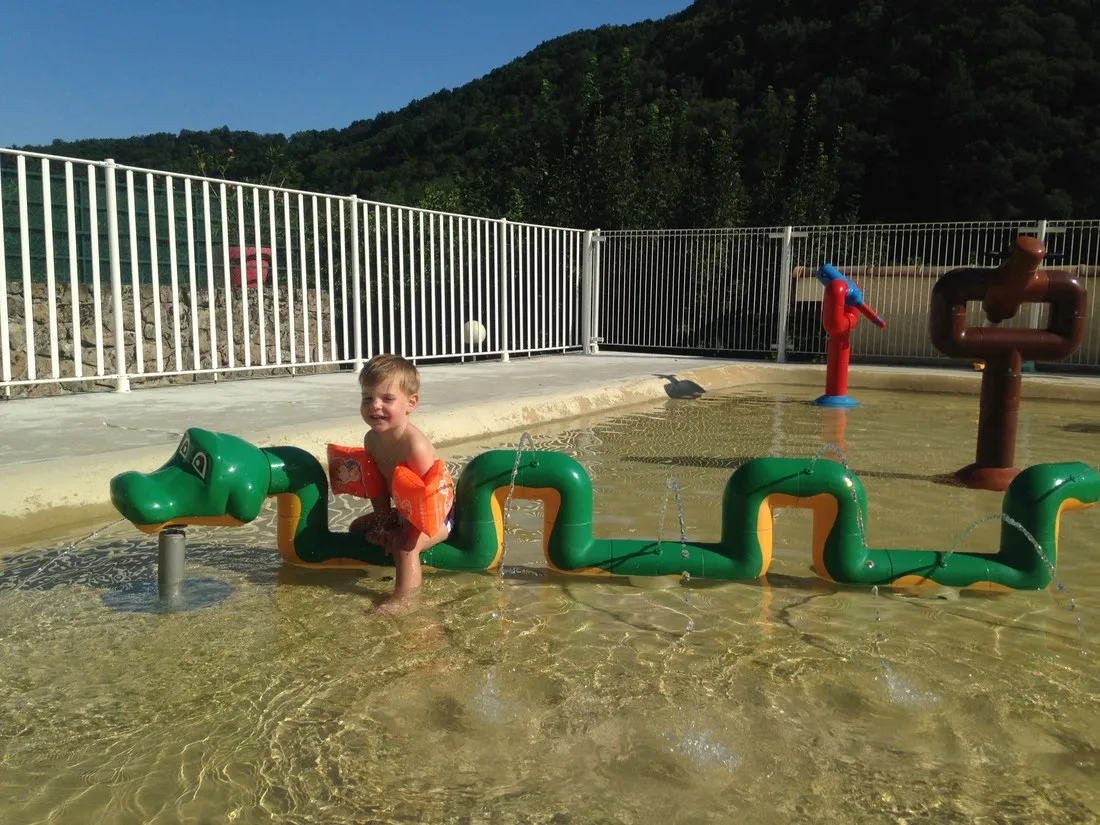 le-castelet-tournon-ardeche-cbb6t