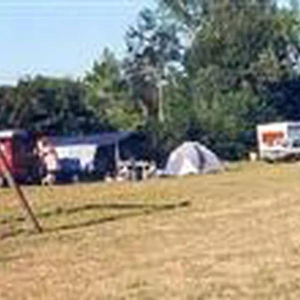 aire-naturelle-de-camping-a-la-ferme-etrigny-rb72z