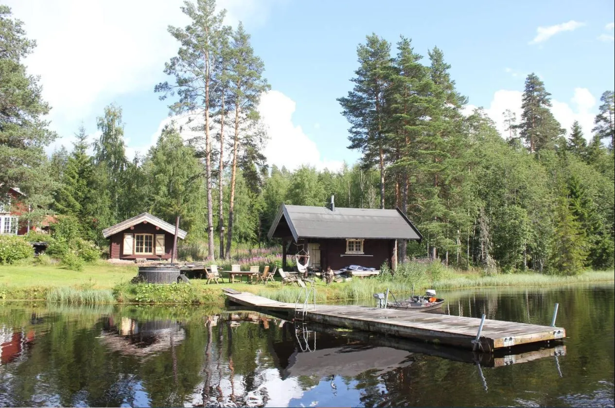 paradiset-i-dalarna-rattvik-v0vvf
