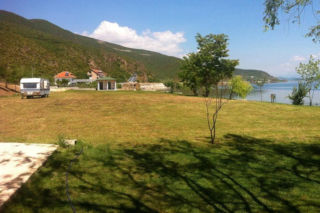 camping-restaurant-bar-rei-pogradec-kmbl9