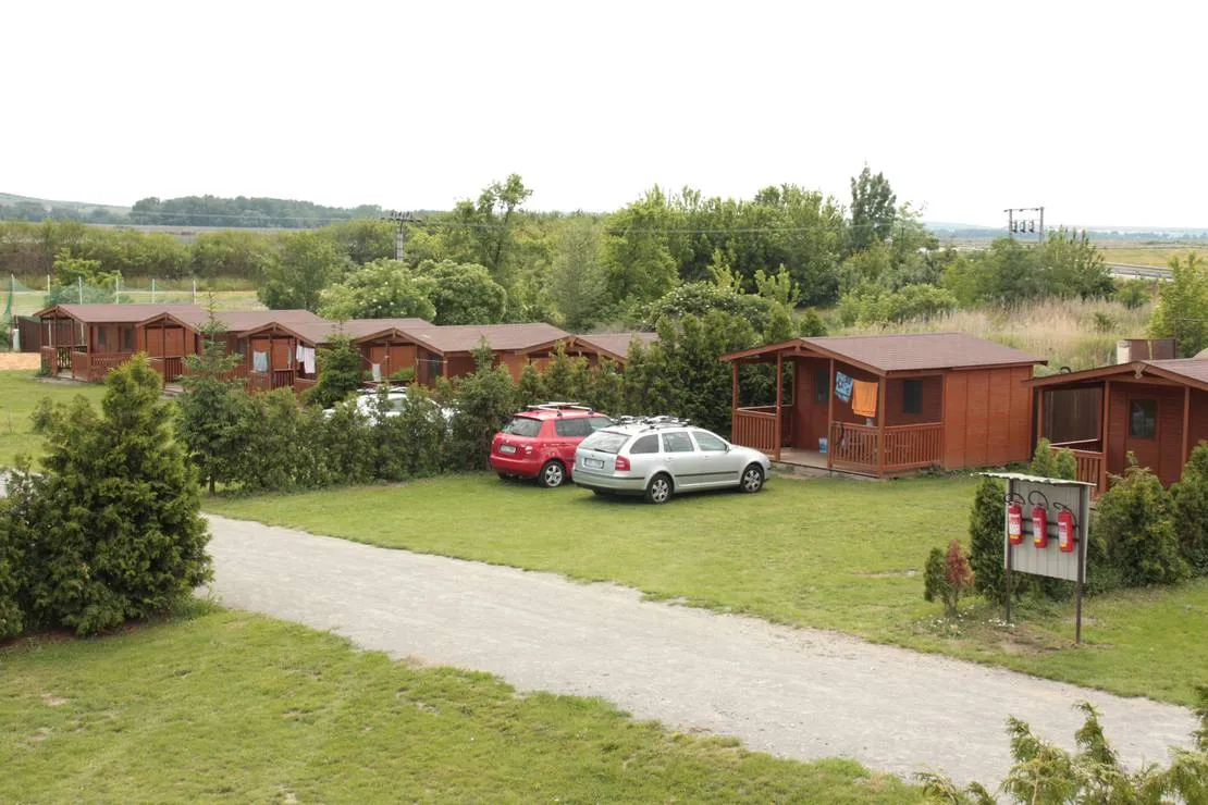 camping-free-star-strachotin-strachotin-rpraq