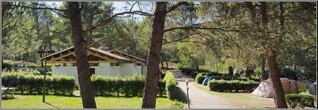 huttopia-fontvieille-provence-fontvieille-vxaeb
