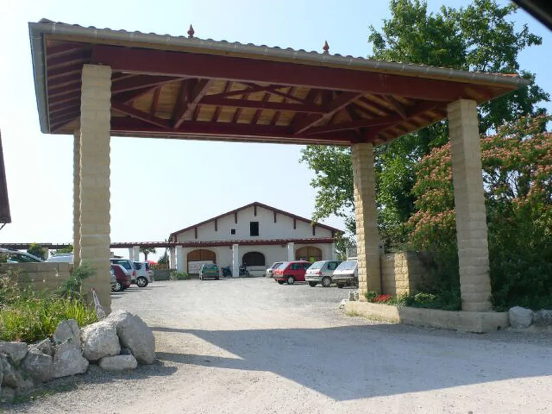 domaine-du-lac-parc-residentiel-de-loisirs-sames-jhlvu