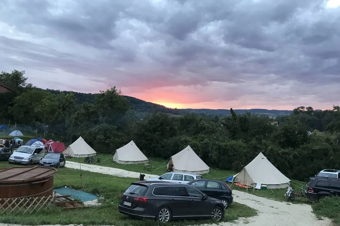 glamp-inn-kapolcs-glamping-camping-kapolcs-swp1b