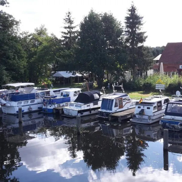 bootsanleger-camping-neu-gohren-neu-gohren-awvlk