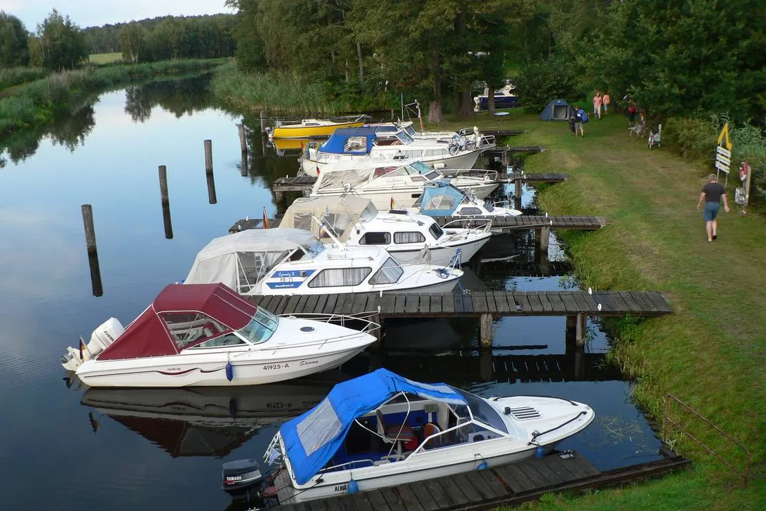 bootsanleger-camping-neu-gohren-neu-gohren-lj6fd