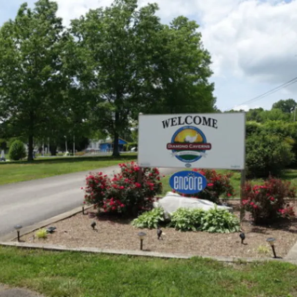 diamond-caverns-rv-resort-golf-park-city-g0ghm