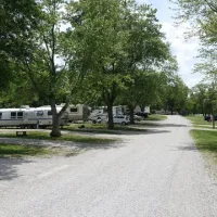 diamond-caverns-rv-resort-golf-park-city-kzto9