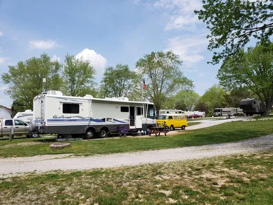 diamond-caverns-rv-resort-golf-park-city-olwp8