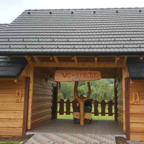 camp-pacho-velka-causa-gqo05
