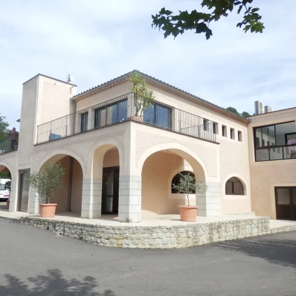 les-ranchisses-glamping-largentiegravere-ardeche-1aips