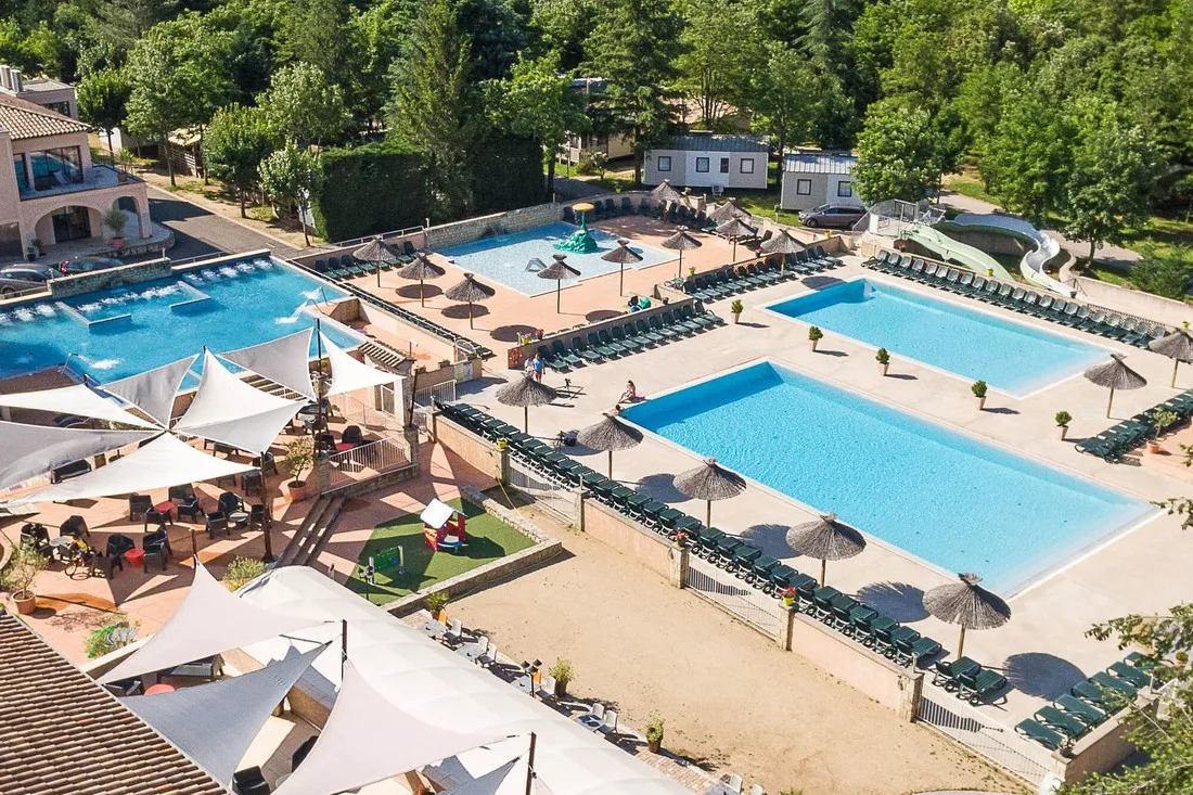 les-ranchisses-glamping-largentiegravere-ardeche-gq83u
