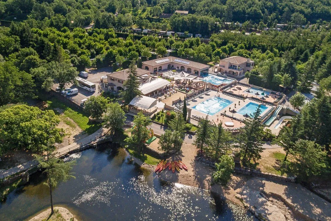 les-ranchisses-glamping-largentiegravere-ardeche-uy5ed
