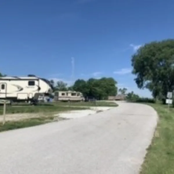 hitchcock-nature-center-rv-campground-honey-creek-shf0q