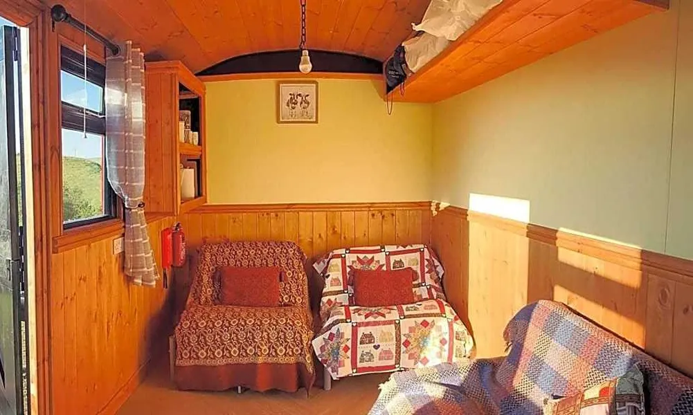 wenallt-wild-camp-neath-peg0w