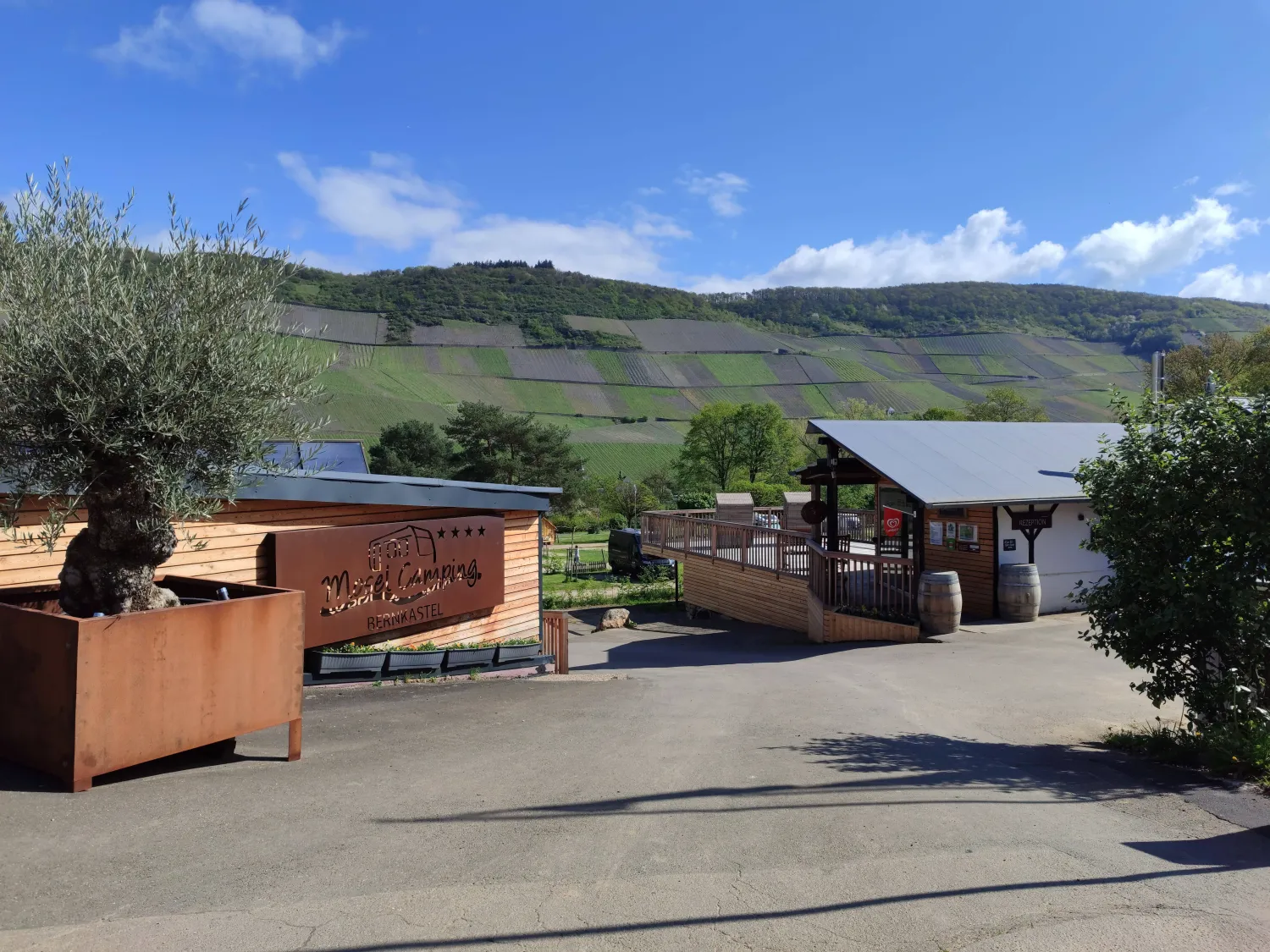 moezelcamping-bernkastel-mosel-bernkastel-kues-moezel-dzwmg