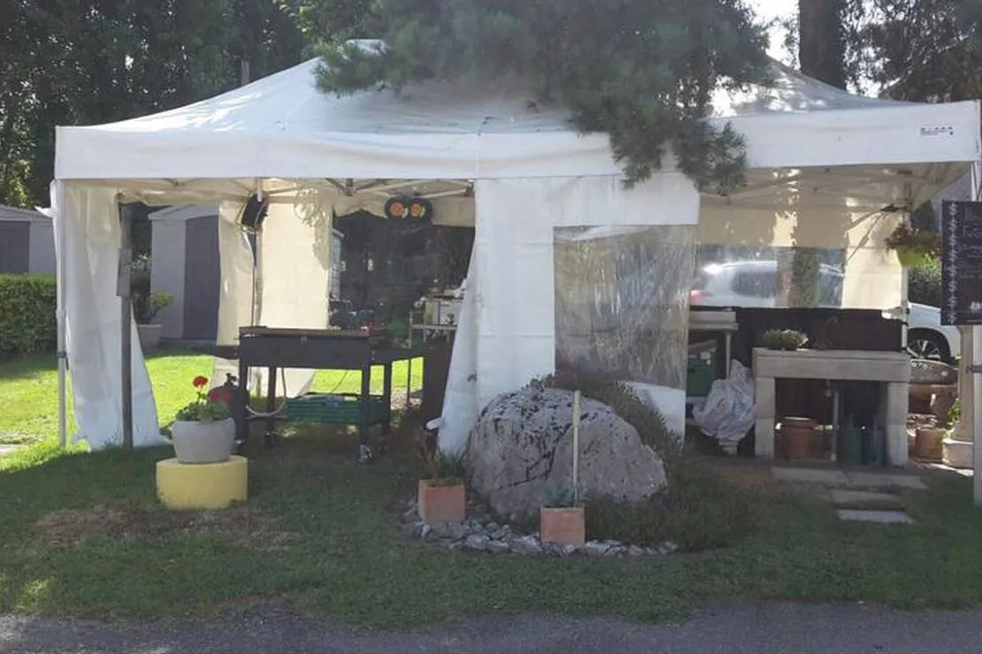 camping-la-prairie-champanges-0q0fy