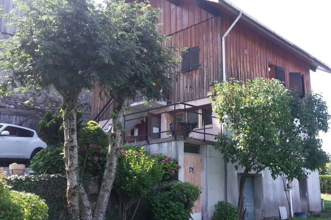 camping-la-prairie-champanges-t8okb