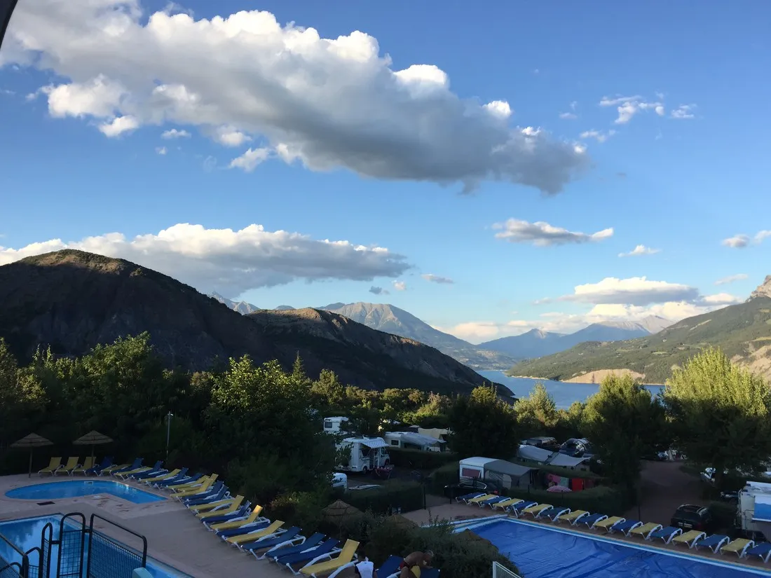 la-viste-rousset-z5wsq