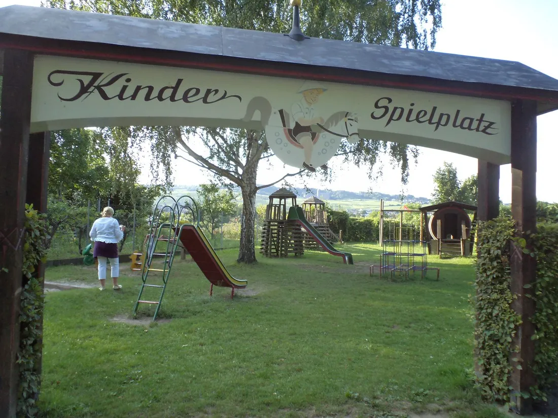 am-rhein-rudesheim-am-rhein-oyyxu
