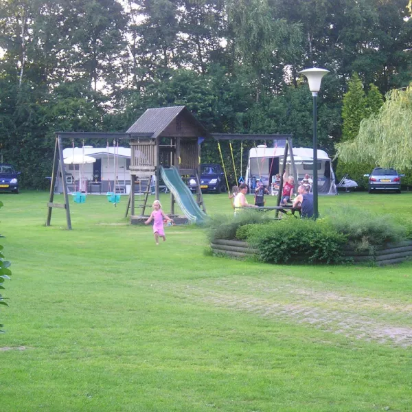 mini-camping-mayas-hoefke-hoogeloon-glj84