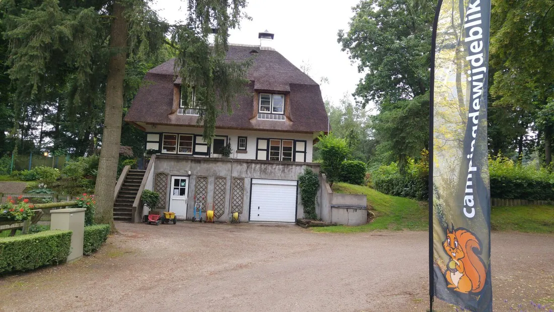 de-wijde-blik-garderen-zu8bl