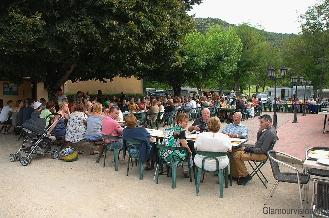 le-sous-perret-joyeuse-ardeche-frlg3